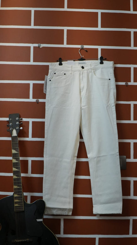 Off-White Mom Fit Jeans